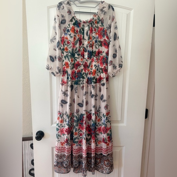 fig and flower Dresses & Skirts - Size medium/large  boho floral long-sleeved midi dress - smocked waist